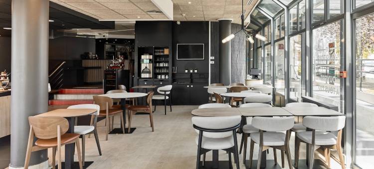 阿让特伊康铂酒店(Campanile Prime - Argenteuil)图片