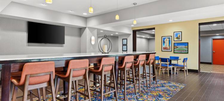 希尔顿欢朋酒店-迪卡尔布/近大学(Hampton Inn-DeKalb (Near the University))图片