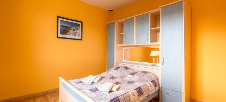 Hillside Retreat in Roquebrun图片