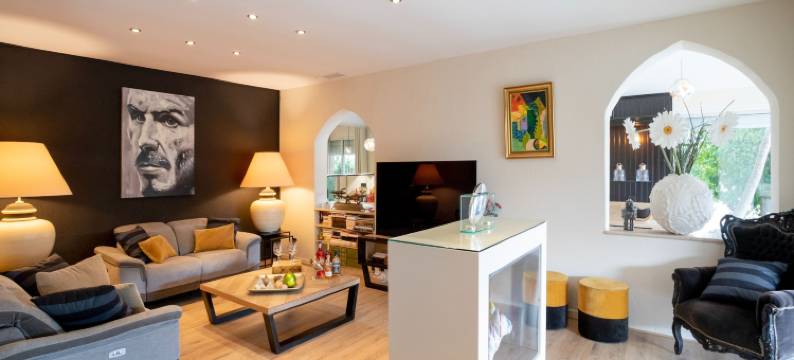 Magnificent villa with private pool图片