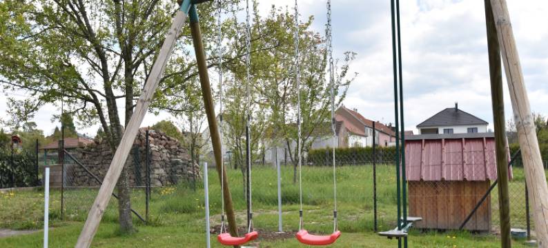 Cosy holiday home by the lake in Saint-Louis图片