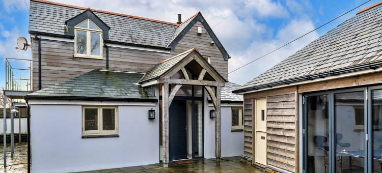康瓦尔郡海景&烧烤乡村别墅(Cottage in Cornwall with Sea Views & BBQ)图片