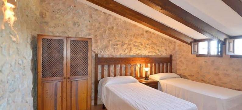Farmhouse in Mallorca with Pool & Views图片