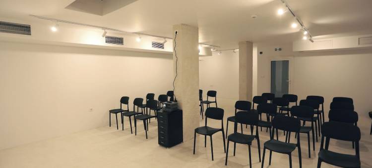 你好普罗夫迪夫酒店(Hotel Hello Plovdiv)图片