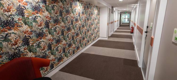 贝尔福特蒙贝利亚约恩西恩车站康铂酒店(Campanile Belfort Montbeliard - Gare la Jonxion)图片