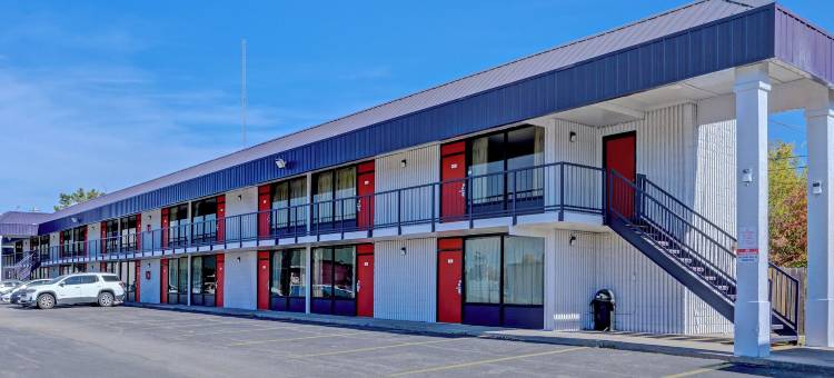 罗德威酒店(Capital O Travelers Inn Lawton Fort Sill)图片