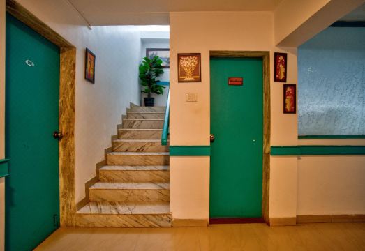 Hotel 69 Hotel Overview