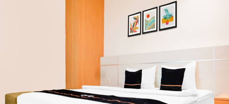 Townhouse Oak巨港酒店，靠近巨港高尔夫俱乐部，前KR酒店(Townhouse Oak Palembang near Palembang Golf Club formerly KR Hotel)图片