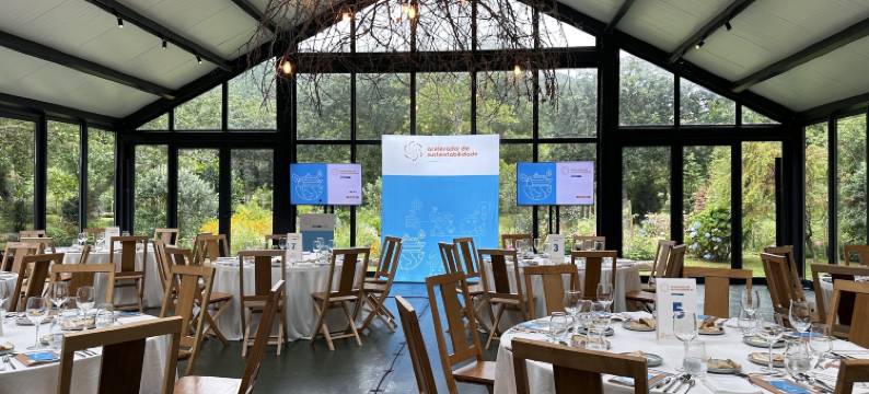 弗纳斯湖森林生活公寓酒店(Furnas Lake Forest Living)图片