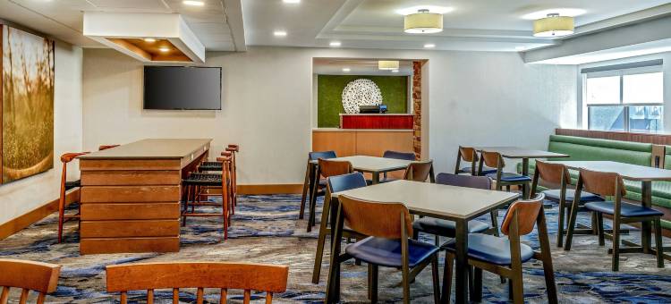 普茨茅斯海岸万枫酒店(Fairfield Inn Portsmouth Seacoast)图片