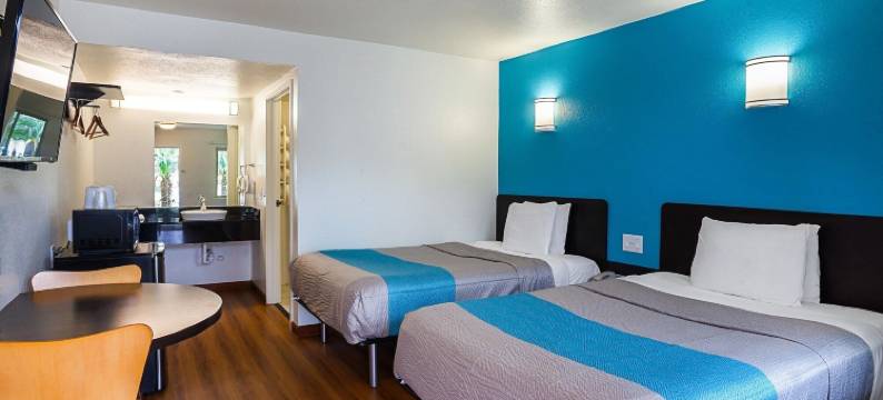 凡图拉市中心6号汽车旅馆(Motel 6 Ventura, CA - Downtown)图片