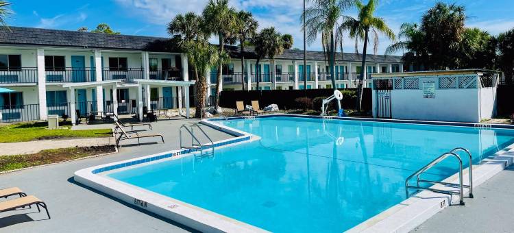 路易温道旅馆 - 中央清水(Rodeway Inn Clearwater - Central)图片