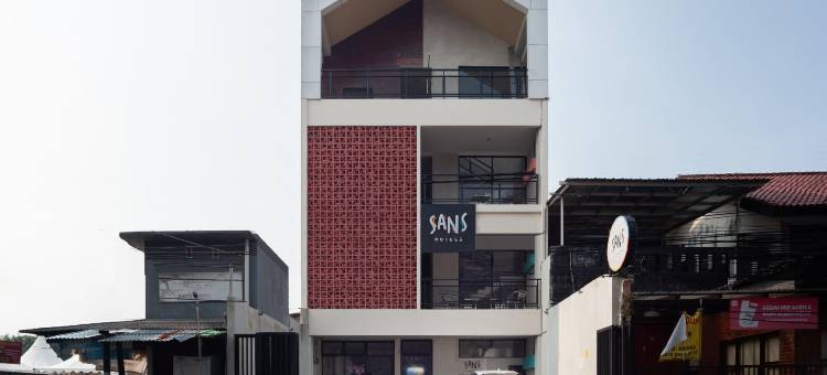 坦格朗帕萨尔拉马桑斯酒店(Sans Pasar Lama Tangerang)图片