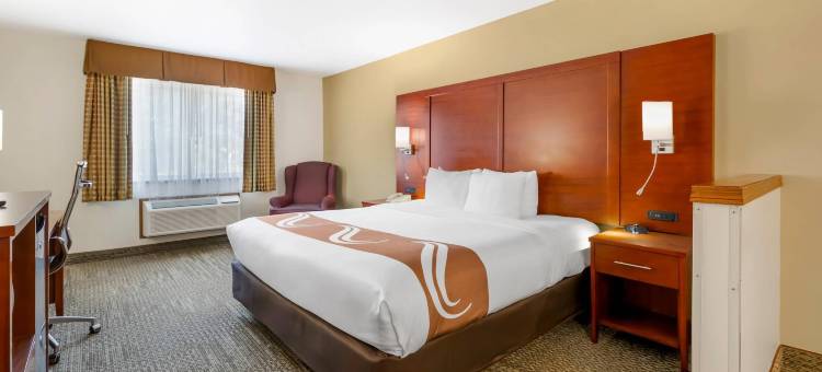 斯托顿凯艺套房酒店-麦迪逊南(Quality Inn & Suites Stoughton - Madison South)图片