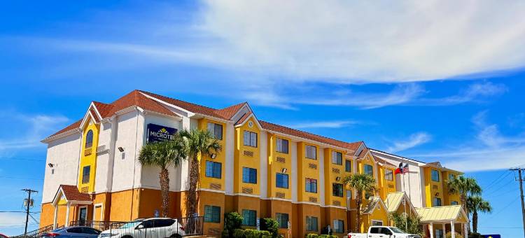 纽布朗费尔斯温德姆麦客达套房酒店(Microtel Inn & Suites by Wyndham New Braunfels)图片