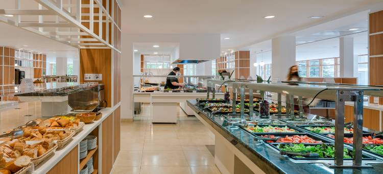 罗斯罗布雷斯酒店(Hotel Los Robles)图片