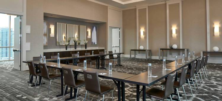 纳什维尔市中心/会议中心万豪SpringHill Suites酒店(SpringHill Suites Nashville Downtown/Convention Center)图片
