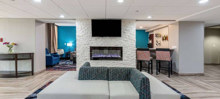 芝加哥绍姆堡舒适酒店 - 奥黑尔机场(Comfort Inn Chicago Schaumburg - O'Hare Airport)图片