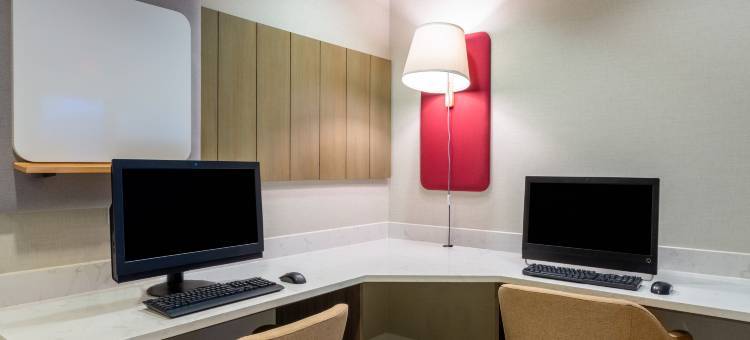 艾斯利普麦克阿瑟机场希尔顿花园假日酒店(Hilton Garden Inn Islip/MacArthur Airport)图片