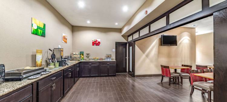 达拉斯西普莱诺凯艺酒店(Quality Inn West Plano - Dallas)图片