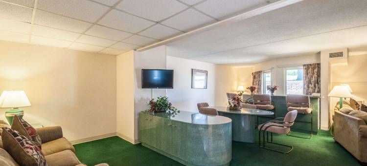 罗德威套房酒店(Rodeway Inn & Suites)图片