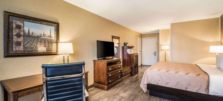 阿卡德尔菲亚-大学区凯艺酒店(Quality Inn Arkadelphia - University Area)图片