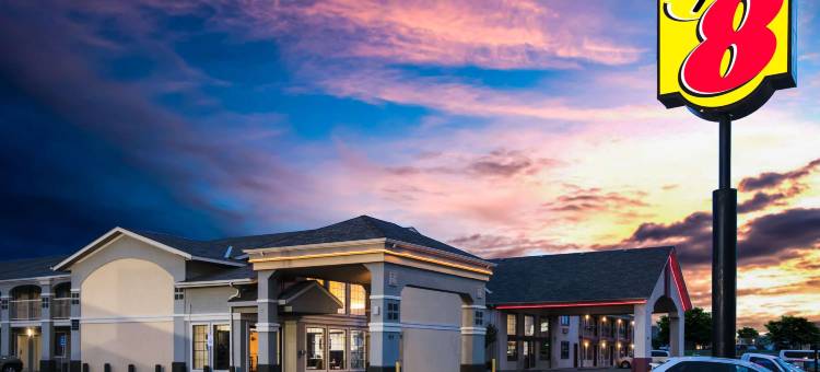 俄克拉何马城机场费尔格朗兹西温德姆速8酒店(Super 8 by Wyndham Oklahoma Airport Fairgrounds West)图片