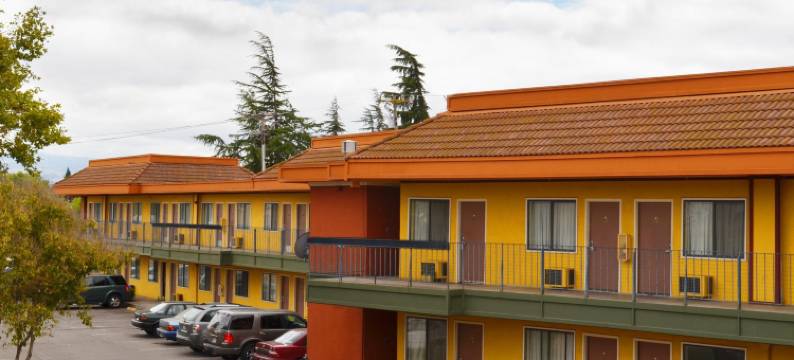 利弗莫尔罗德威酒店(Rodeway Inn Livermore)图片