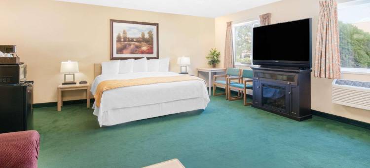 法戈机场第19大道/机场圆顶温德姆戴斯套房酒店(Days Inn & Suites by Wyndham Fargo 19th Ave/Airport Dome)图片