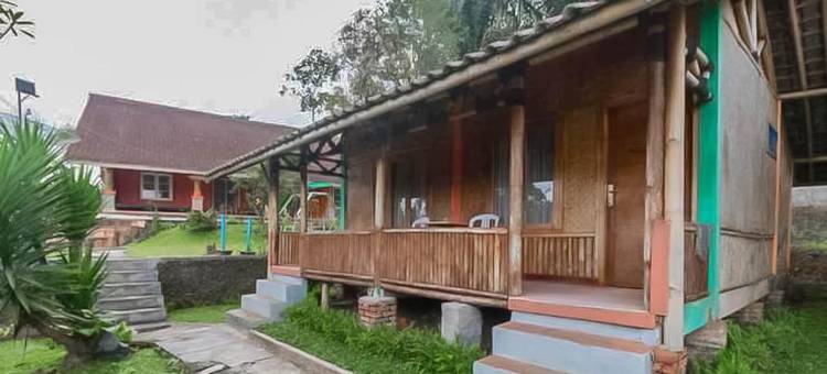 红门酒店普拉斯@ 大尤斯蒂克苏卡布米(RedDoorz Plus at Grand Yustik Sukabumi)图片