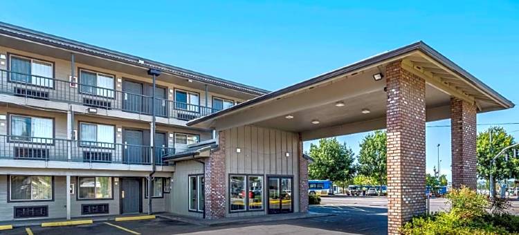 波特兰机场伊克诺旅馆(Econo Lodge Portland Airport)图片