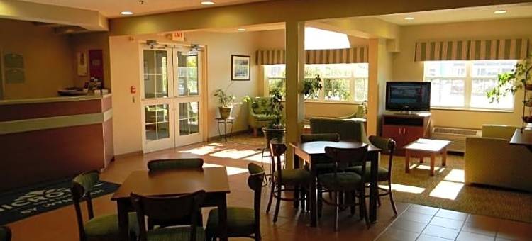 威尔斯维尔麦客达套房酒店(Microtel Inn & Suites by Wyndham Wellsville)图片