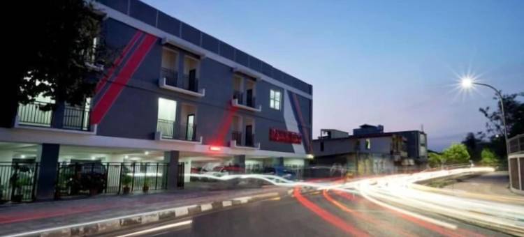 卡朗马朗D帕拉贡酒店(Dparagon Karangmalang)图片