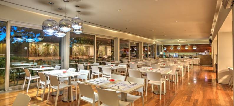 特利亚坎波塔海滨酒店-特辑集团(The Pearl Troia)图片