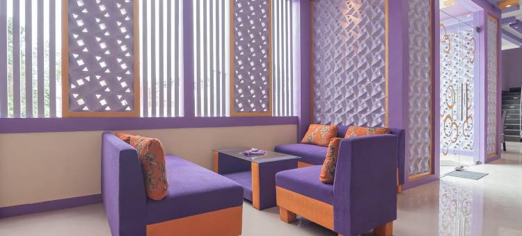 红多兹酒店@加鲁特奇帕纳斯(RedDoorz @ Cipanas Garut)图片