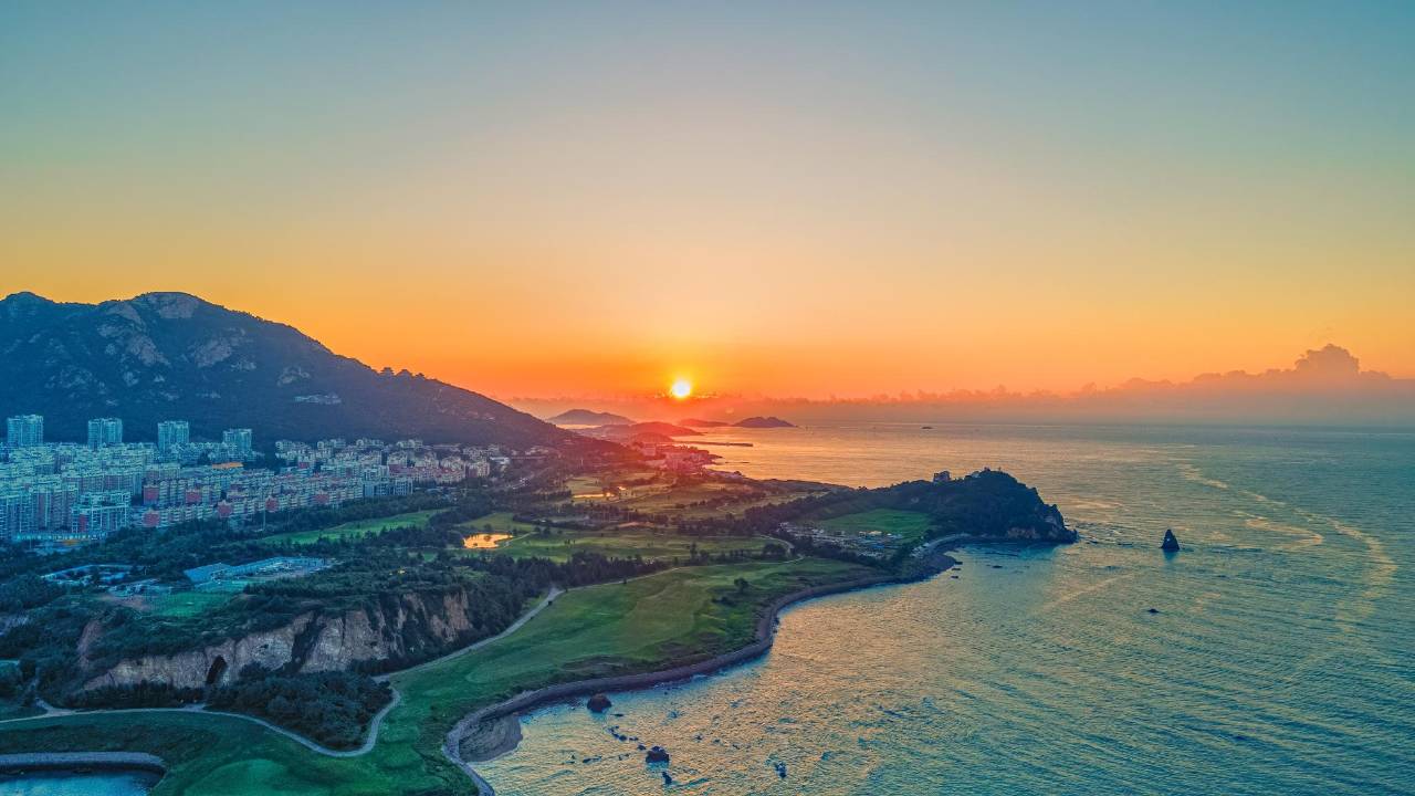 青岛石老人海水浴场极地海洋公园海景美仑酒店图片