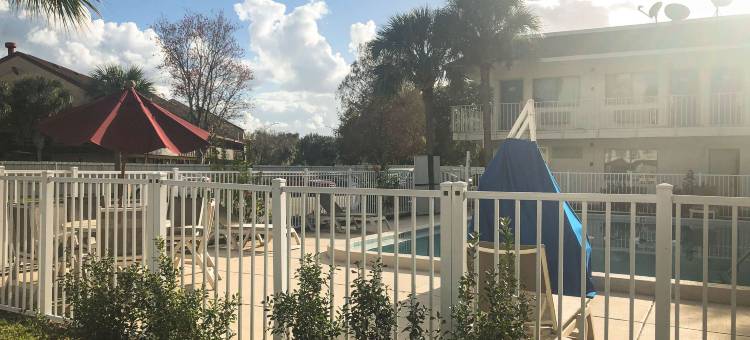 杰克逊维尔橙园6号汽车旅馆(Motel 6 Jacksonville, FL - Orange Park)图片