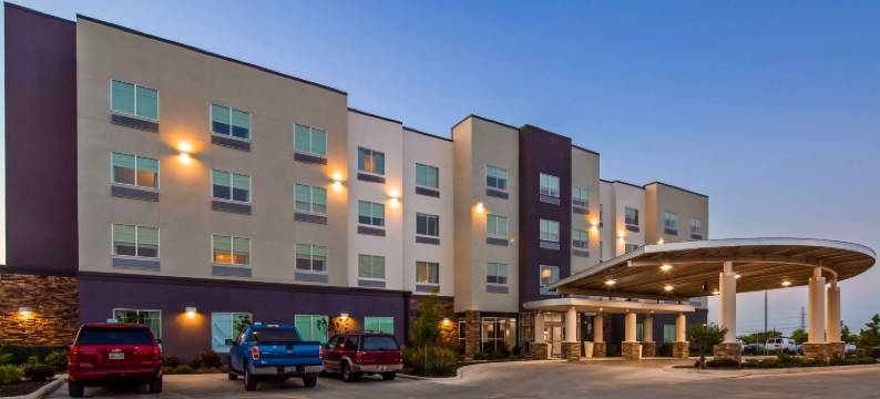 罗兰贝斯特韦斯特优质套房酒店(Best Western Plus Roland Inn  Suites)图片