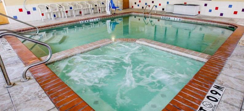 布伦纳姆舒适全套房酒店(Comfort Suites)图片