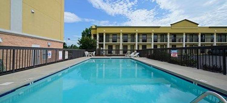 莱克诺曼穆尔斯维尔凯艺套房酒店(Quality Inn & Suites Mooresville-Lake Norman)图片