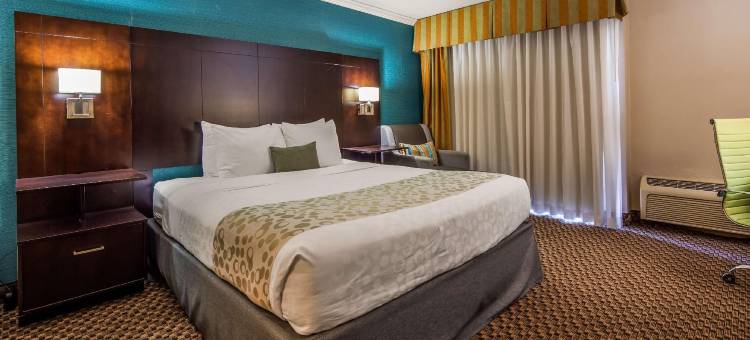 梅萨圣地亚哥贝斯特韦斯特优质酒店(Best Western Plus la Mesa San Diego)图片