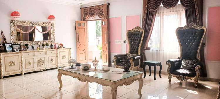 红色伙伴茨芒古伊斯兰酒店(Pondok Cimanggu Syariah Mitra RedDoorz)图片