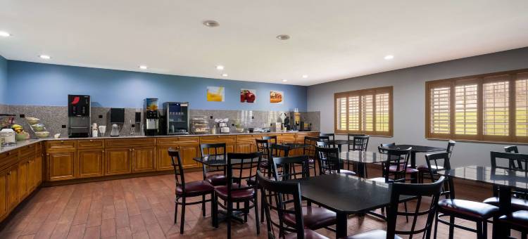 俄克拉何马市北凯艺套房酒店(Quality Inn & Suites Oklahoma City North)图片