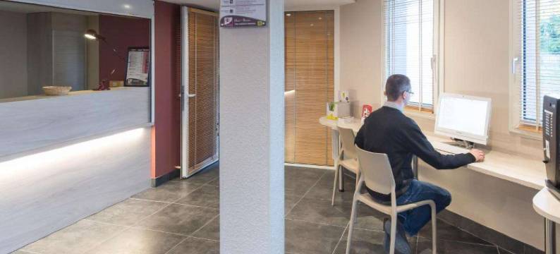 阿斯特雷亚讷韦尔北接触酒店及新桌餐厅(Contact Hôtel Astréa Nevers Nord et Son Restaurant la Nouvelle Table)图片