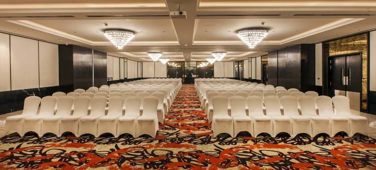 浦那市中心柠檬树高级酒店(Lemon Tree Premier City Center Pune)图片