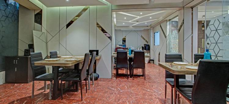 靠近红宝石医院的Treebo Glassotel(Treebo Glassotel Near Ruby Hospital)图片