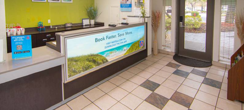 科勒尔斯普林斯福特拉得乐6号酒店(Studio 6 Extended Stay - Coral Springs, FL - Fort  Lauderdale)图片