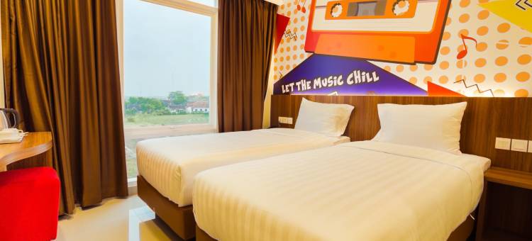 前一普瓦达迪酒店(Front One Hotel Purwodadi)图片