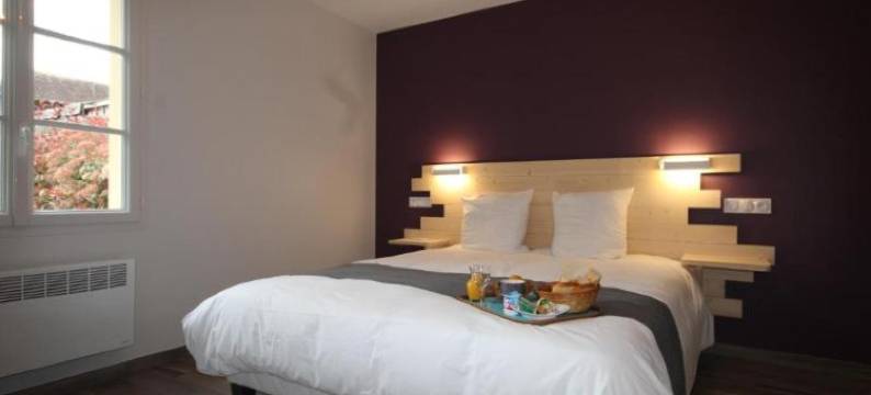 Logis hôtel Restaurant Auberge de la Cloche图片