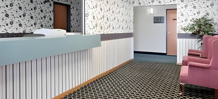 麦克亨利速 8 酒店(Super 8 By Wyndham Mchenry)(Super 8 by Wyndham McHenry/Fox Lake Area)图片